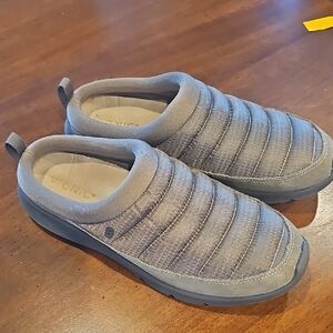 Vionic REVITALIGN  Suede Quilted Mule